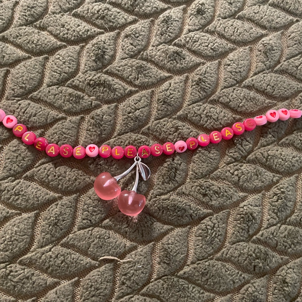 Please please please bracelet Sabrina Carpenter inspired - Picture 5 of 6